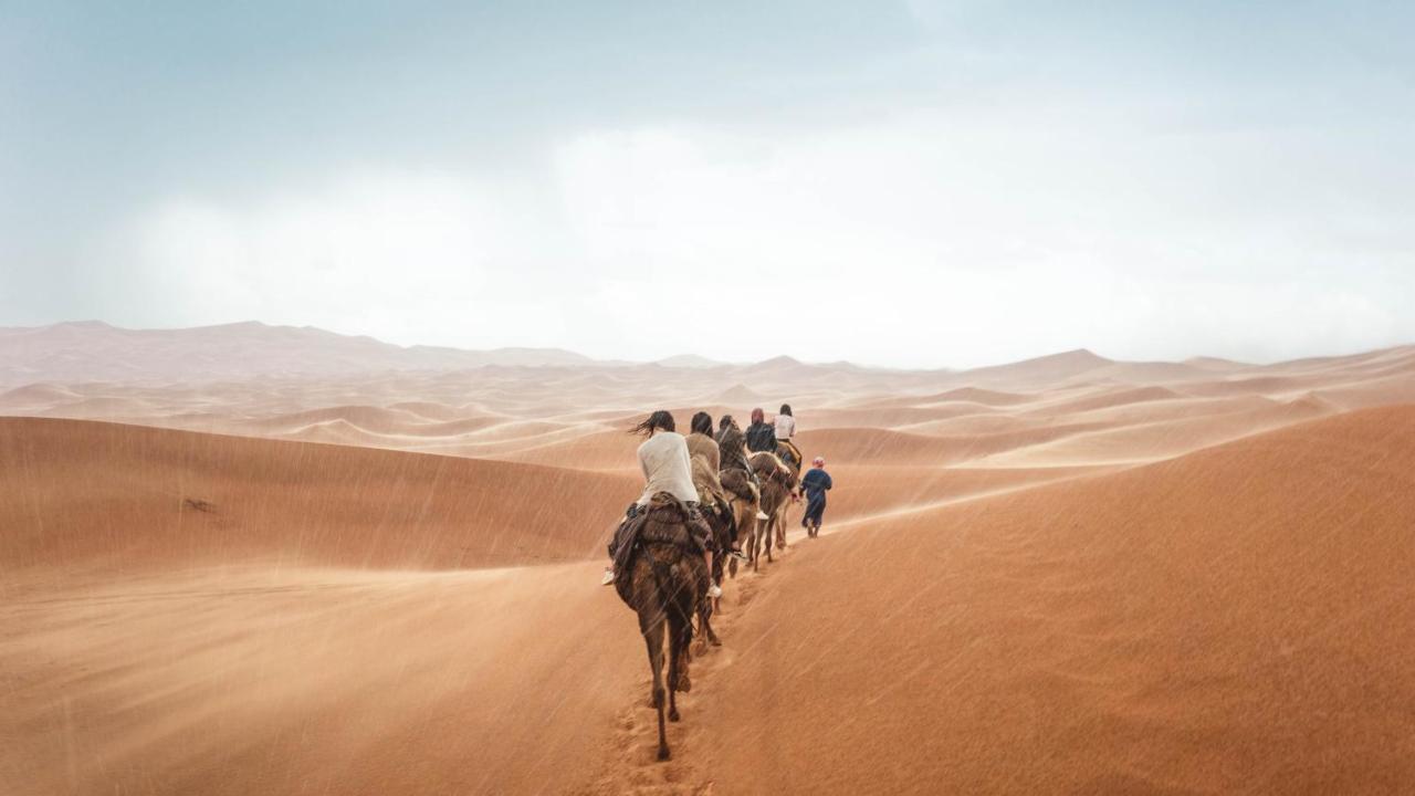Merzouga Highdune Camp With Heated Tents Екстериор снимка